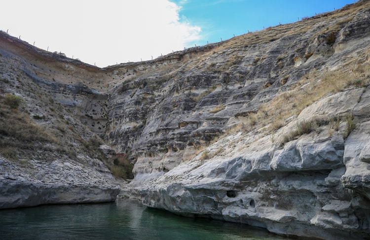 A 3,000-year-old settlement area has been discovered on the shores of the Atatürk Dam, which is built on the Euphrates River.