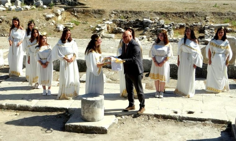 The key transfer ceremony was held in Stratonikeia, which is 3,500 years old1