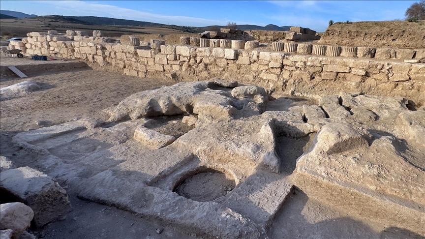 An open-air cult area has been found in the ancient city of Kastabala