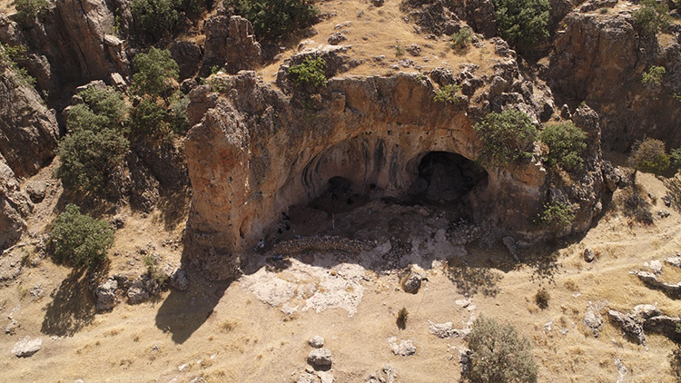 Gurs Valley Cave