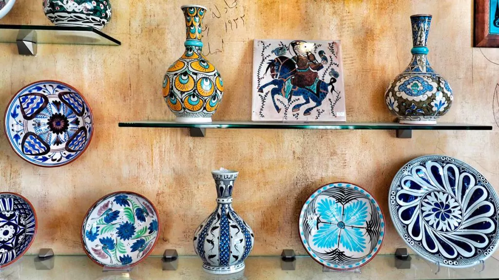 İznik ceramic plates and pitchers