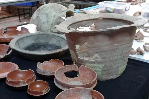 1800-year-old pottery found in Ancient City Assos