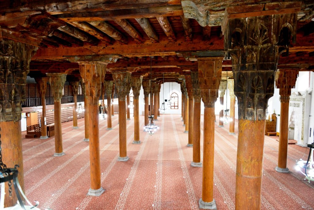 Anatolia's wooden-supported mosques