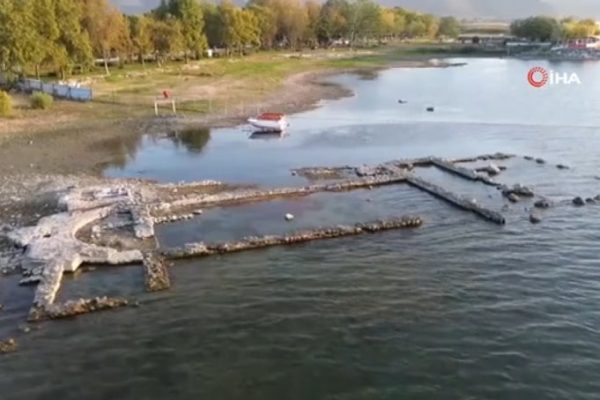 The drought in Lake Iznik revealed the submerged basilica