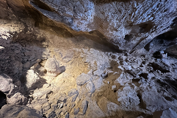 A 14,500-year-old offering pit found in the Gedikkaya Cave