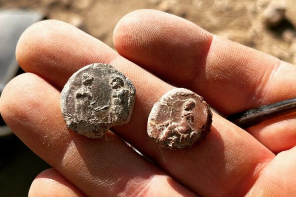Archaeologists uncover more than 2,000 seal impressions in the Ancient city of Doliche