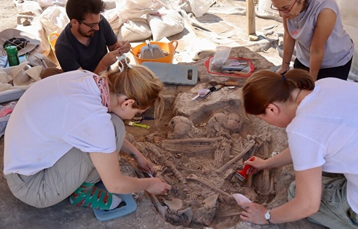 A trepanned skull discovered in Çatalhöyük 8,500 years ago