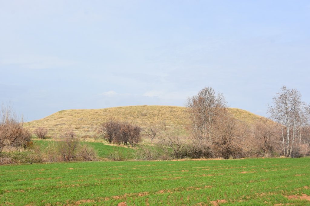 Girnavaz Mound