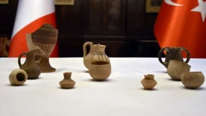 The 10 historical artifacts kidnapped from Türkiye to Italy are being brought back to the country