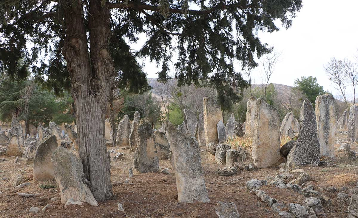 The 1000-year-old balbales in Çivril bear the traces of Turkish civilization and belief system