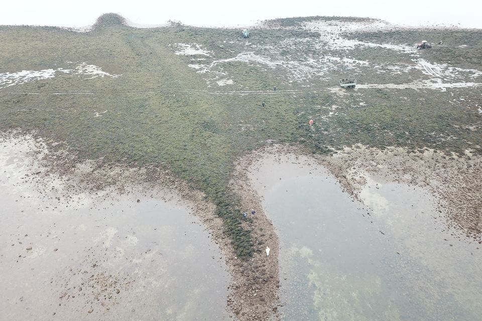 Tide reveals a Bronze Age fort on the Irish island of Clew Bay