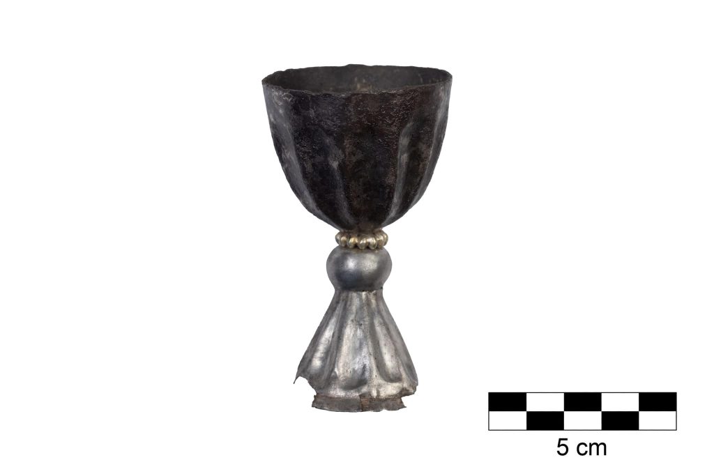 Hungarian archaeologists unearth a 600-year-old silver communion set