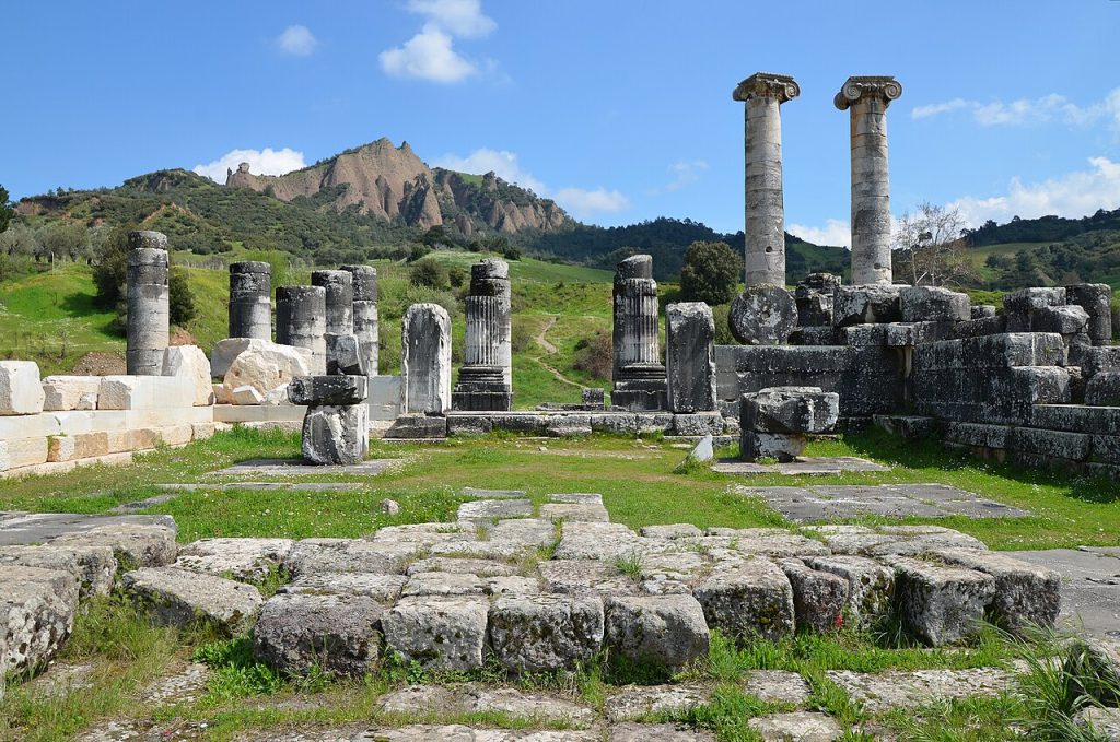 Sardis Apollon temple