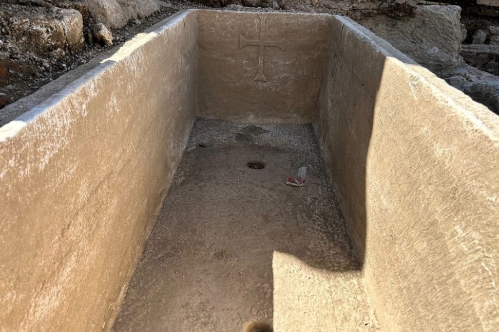 2300-year-old sarcophagus of Roman gladiator Euphrates discovered