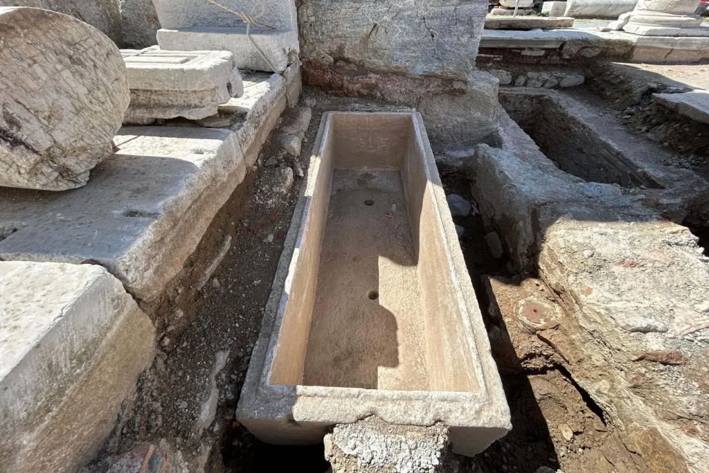 2300-year-old sarcophagus of Roman gladiator Euphrates discovered