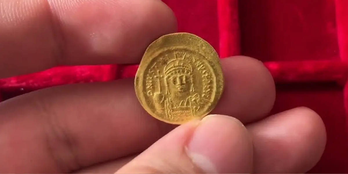 Gold coins from the time of Justinian the Great found in northern Bulgaria