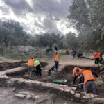 Some artifacts uncovered in the Heraclea excavations revealed 2000-year-old paw prints